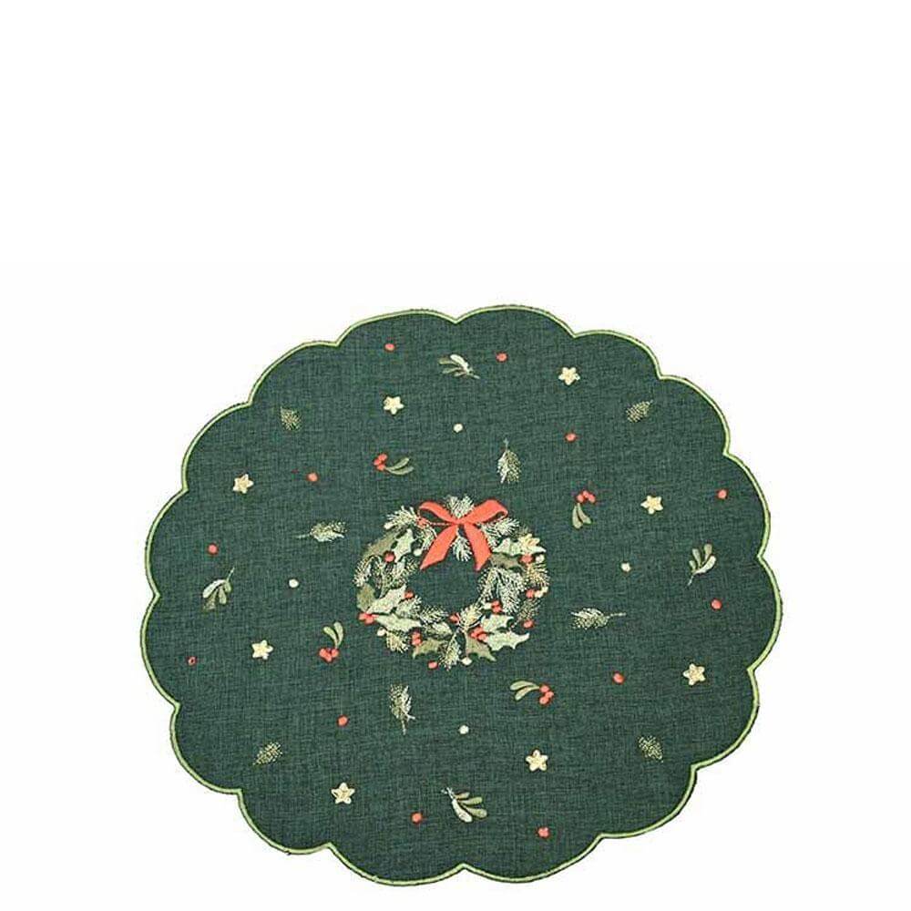 Walton & Co Scalloped Embroidered Wreath Placemat